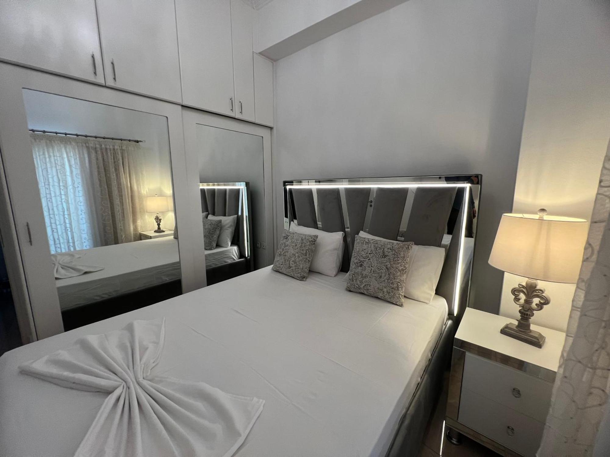 Akadia Syros Villa Ermoupoli Ngoại thất bức ảnh